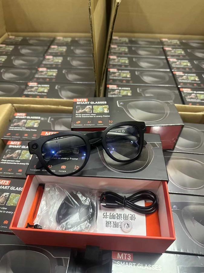 AI smart glasses product photo
